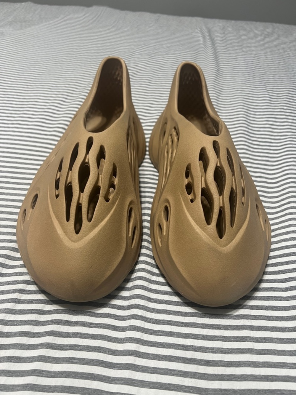 Yeezy Foam Runner Tan Slip-On Loafers